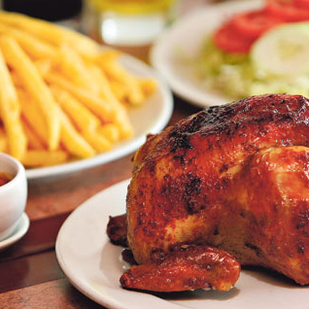 Cuantas Calorias Tiene Un Bocadillo De Calamares Receta de Pollo a la Brasa, plato típico peruano y su origen