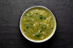 Receta de Salsa de Tomatillo para Enchiladas
