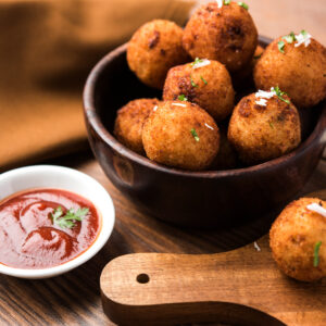 Bolas de Patata rellenas de jamón y queso