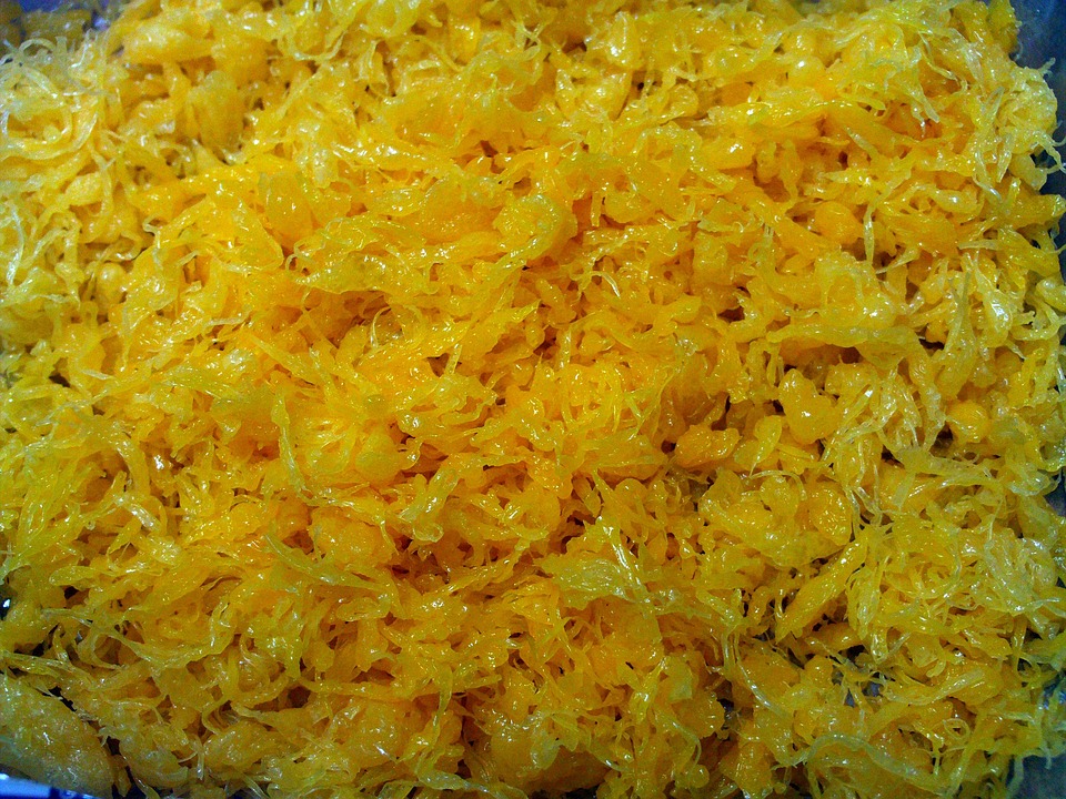 Cómo hacer Huevo Hilado, receta fácil de la guarnición más festiva