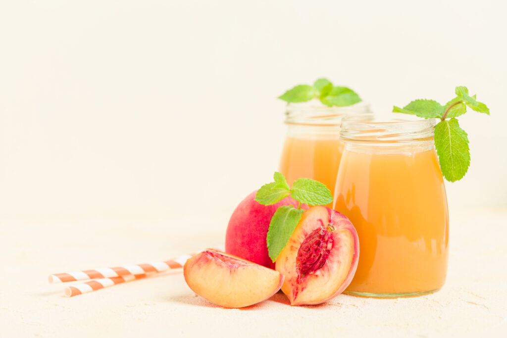 Receta de Batido de Melocotón y Kéfir, una dulce merienda para cuidar tu salud