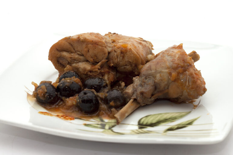 Receta de Conejo Guisado a la Sidra, una tradicional receta del norte