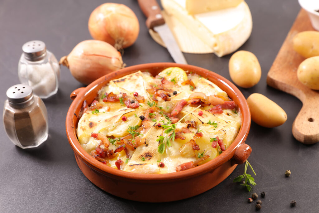 Tartiflette, una estupenda receta de Patatas a la Francesa con Bacon y Queso