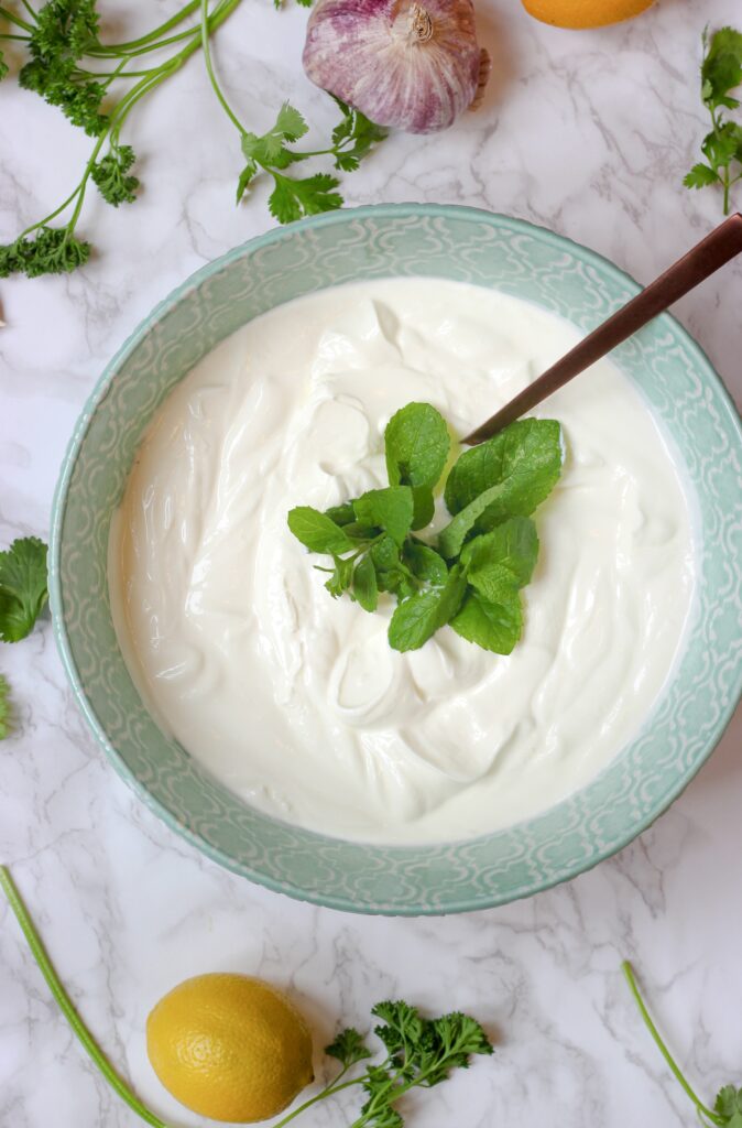 Descubre los Deliciosos Usos de la Salsa de Kéfir, su receta y Beneficios