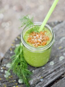 Batido Verde con Chía: El Secreto para Energizar tu Día y Cuidar tu Cuerpo
