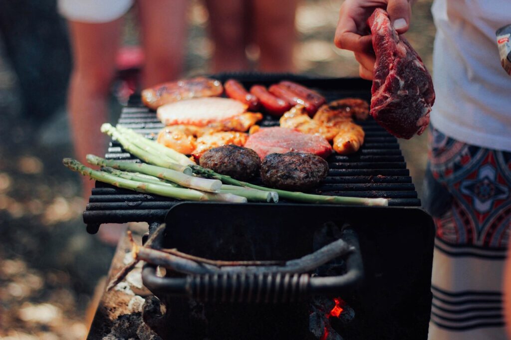 Los mejores trucos para organizar una barbacoa perfecta y sorprender a todos
