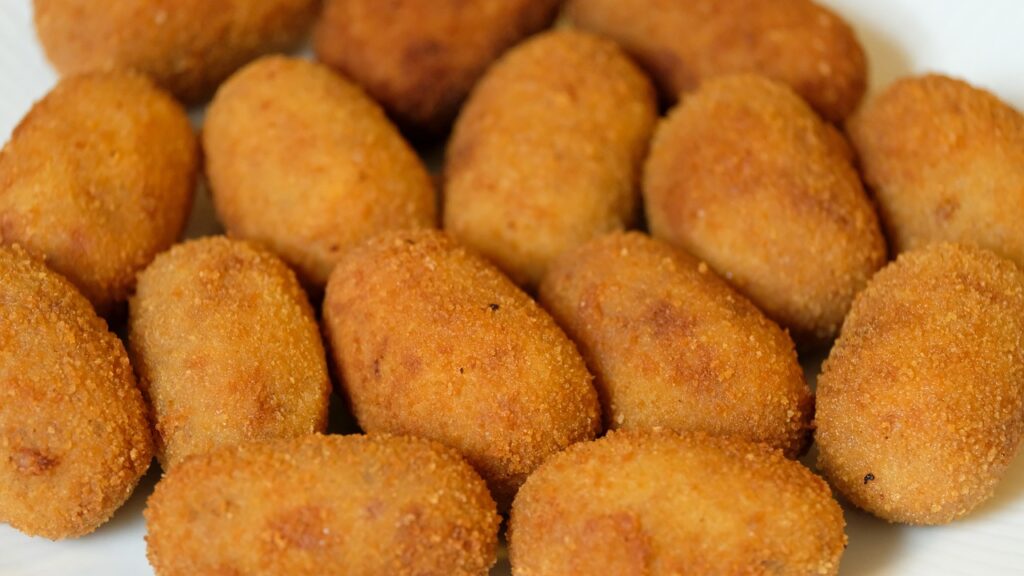 Las croquetas de gambas al ajillo que conquistarán tu paladar