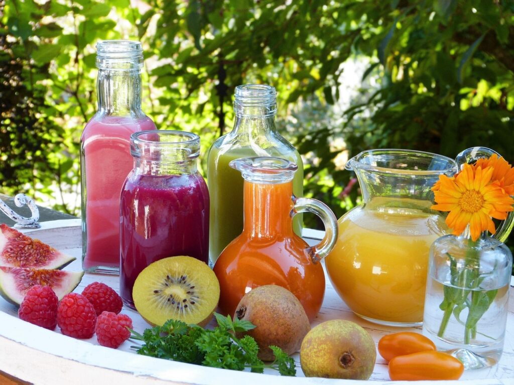 Batidos y Smoothies Refrescantes: Recetas Deliciosas y Fáciles para Disfrutar en Cualquier Momento