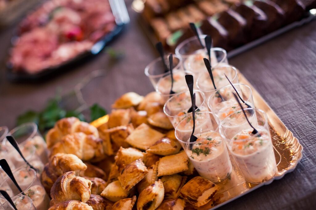 Vasitos de Crema de Foie con Manzana Caramelizada: el aperitivo elegante que sorprenderá a todos
