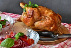 Un Asado con Glamour: Pollo al Horno con Uvas y Vino Blanco