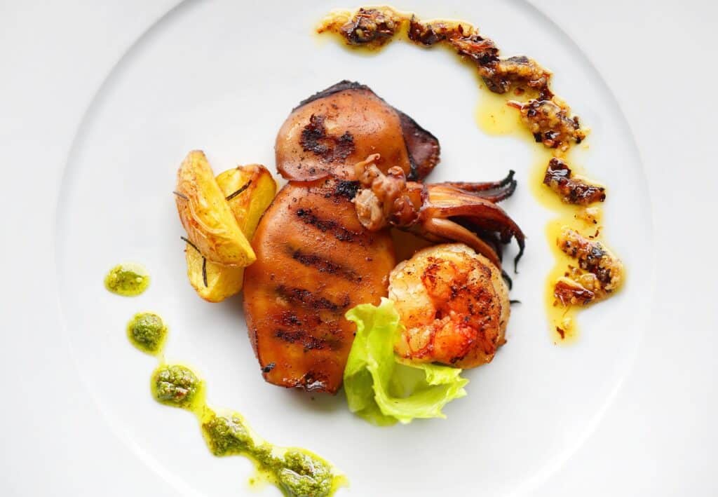 Sepia con Ajo y Perejil: El Sabor Mediterráneo en Tu Mesa