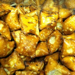 Galletitas saladas de sésamo y chía: crujientes, saludables y muy fáciles de hacer