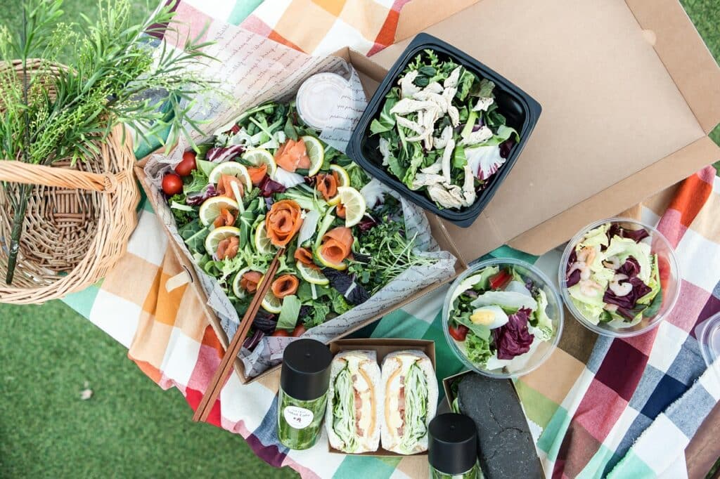 Picnic chic: la tendencia que transforma las escapadas al aire libre